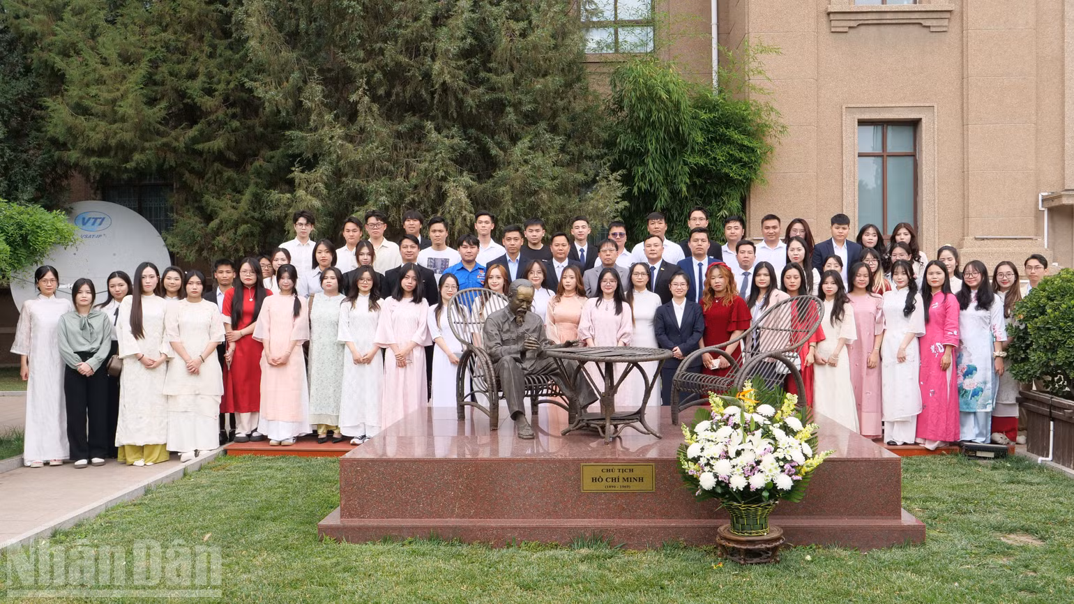ndo_bl_a01-p2068183.jpg