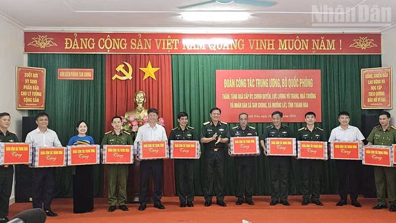 ndo_tr_2-thu-trong-trao.jpg