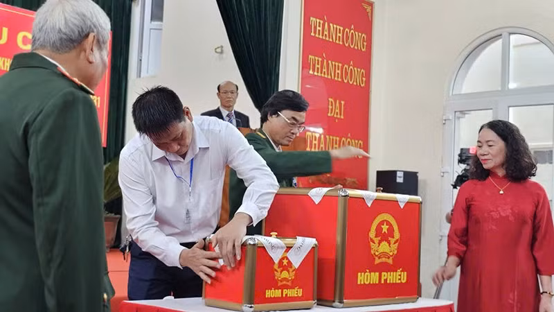 2-niem-phong.jpg