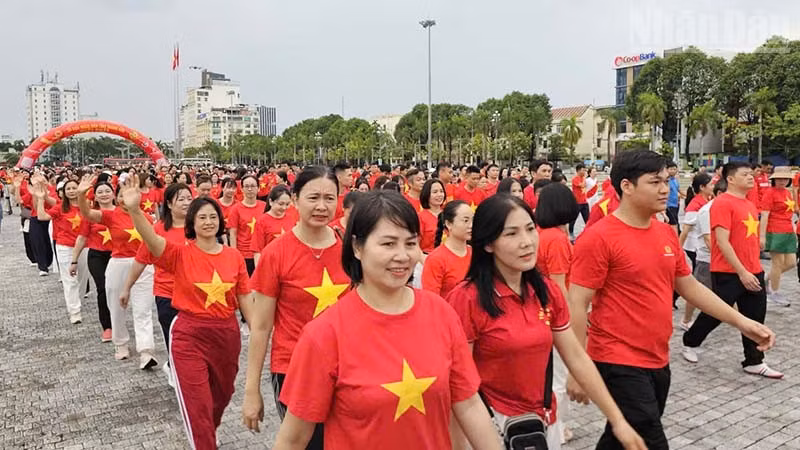 ndo_tr_anh-3-nguoi-dan.jpg