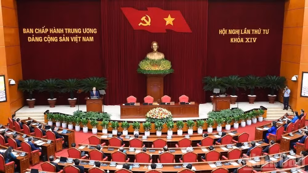 Quang cảnh phiên bế mạc Hội nghị lần thứ tư Ban Chấp hành Trung ương Đảng khóa XIV. (Ảnh: ĐĂNG KHOA)