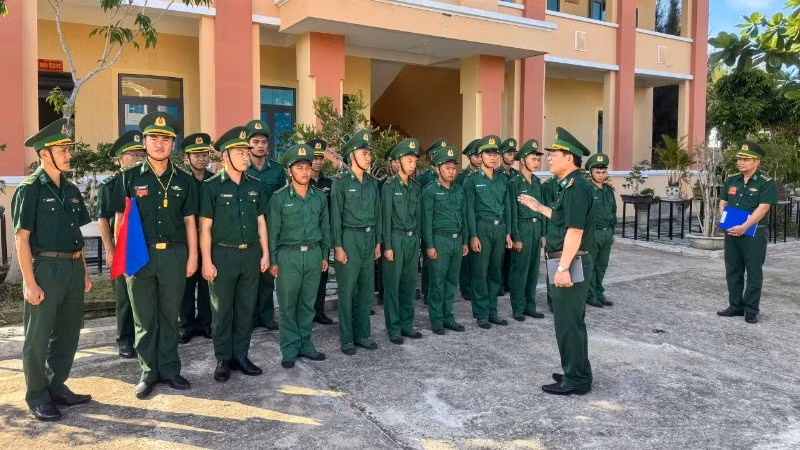 Đoàn công tác số 1 phúc tra toàn diện tại Đồn Biên phòng An Hải.