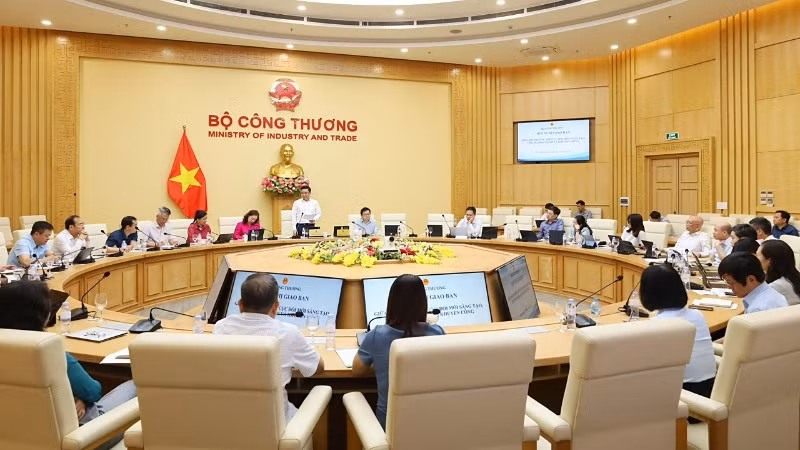 Bộ Công thương tập trung toàn lực, đổi mới tư duy điều hành nhằm tìm lời giải tối ưu cho ba bài toán công nghệ chiến lược được Thủ tướng Chính phủ giao phó.