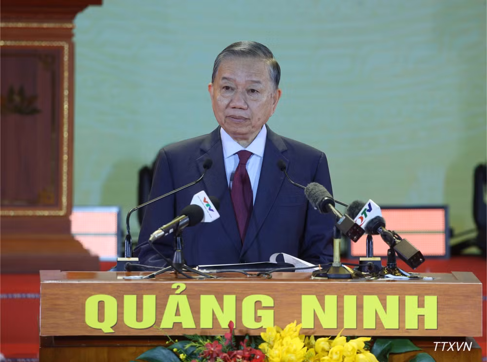 vna-potal-tong-bi-thu-chu-tich-nuoc-du-le-cong-bo-nghi-quyet-cua-quoc-hoi-ve-viec-thanh-lap-thanh-pho-quang-ninh-8988923-3356.jpg