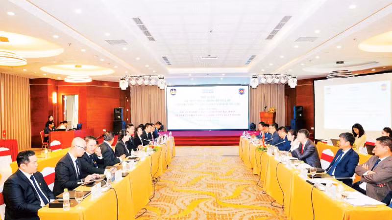 Hội nghị về điều tra chống buôn lậu giữa Hải quan Việt Nam và Hải quan Lào, diễn ra tháng 6/2026 tại Đà Nẵng.
