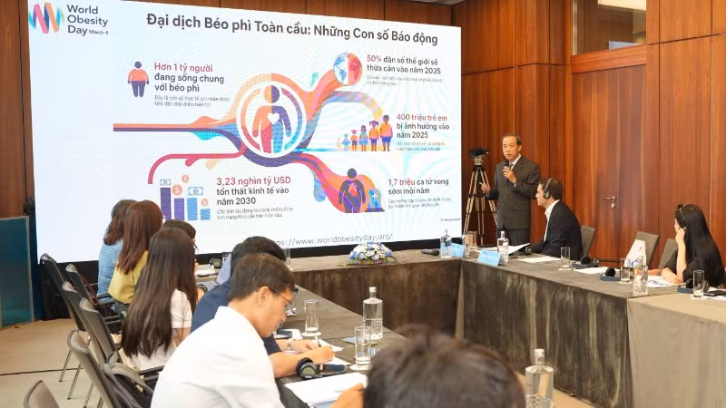 Quang cảnh buổi chia sẻ nhận thức cộng đồng về bệnh béo phì. 