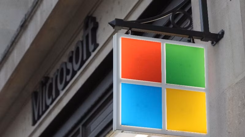 Biểu tượng tập đoàn Microsoft. (Ảnh: THX/TTXVN)