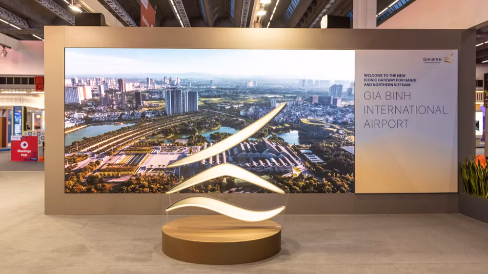 Gian hàng của Cảng hàng không quốc tế Gia Bình tại Routes World 2026. (Ảnh: MAI)