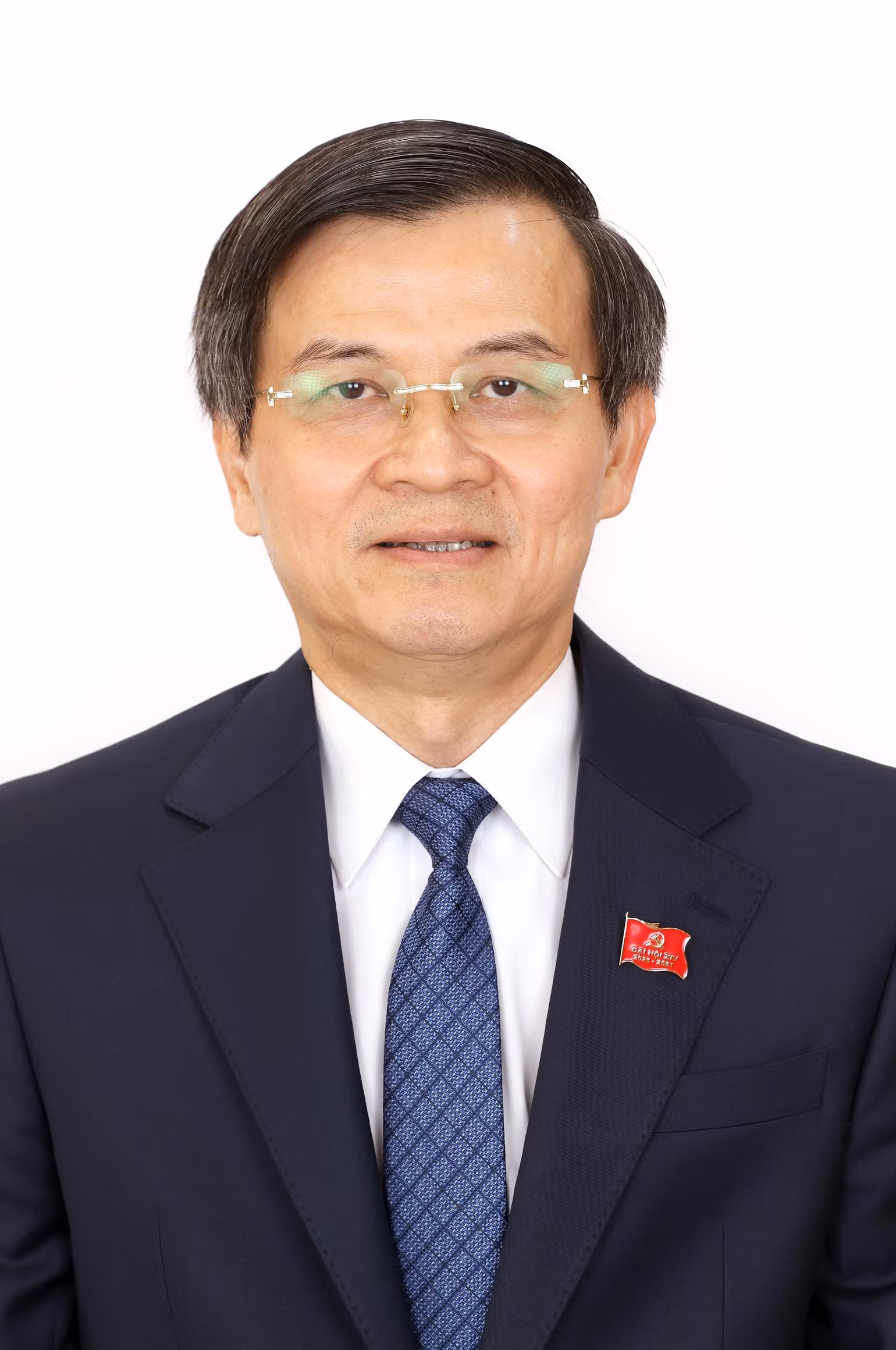 doan-minh-huan.jpg