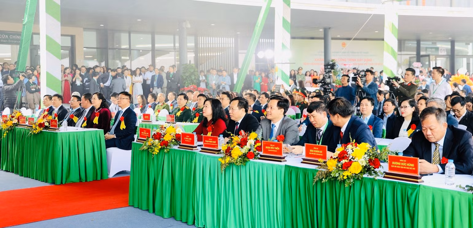 khanh-thanh1.jpg