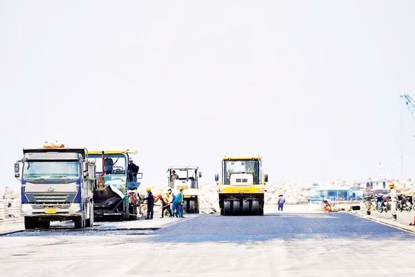 Nhiều công trình, dự án tại Quảng Trị đang bước vào giai đoạn tăng tốc đòi hỏi nguồn vật liệu cần được cung ứng kịp thời.