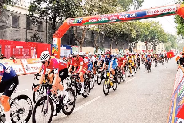 Cuộc thi xe đạp Cúp truyền hình Thành phố Hồ Chí Minh có sự tham gia của nhiều vận động viên trưởng thành từ phong trào thể thao cơ sở.
