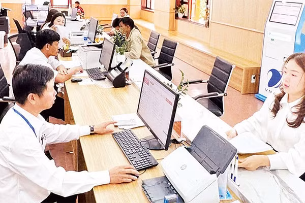 Lâm Đồng đẩy mạnh giải pháp để chuyển từ “số hóa hồ sơ” sang khai thác hiệu quả dữ liệu nhằm giảm các khâu trung gian và tạo thuận lợi hơn cho người dân, doanh nghiệp.
