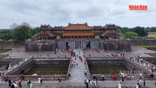 [Video] Huế miễn phí vé tham quan di tích vào ngày 19/8 và Quốc khánh 2/9
