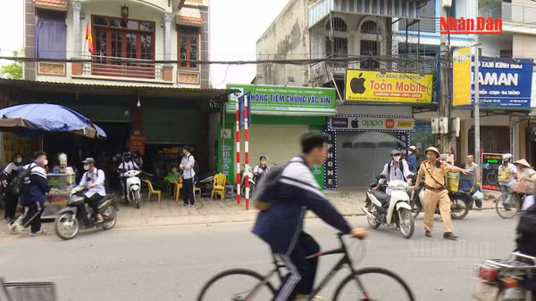 [Video] Từ hôm nay (4/9), Công an Hà Nội đồng loạt ra quân xử lý học sinh vi phạm giao thông
