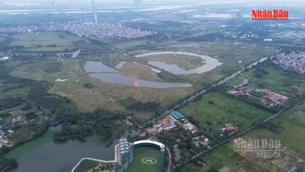 [Video] Kiến nghị áp thuế cao với đất bỏ hoang, mua bán ngắn hạn