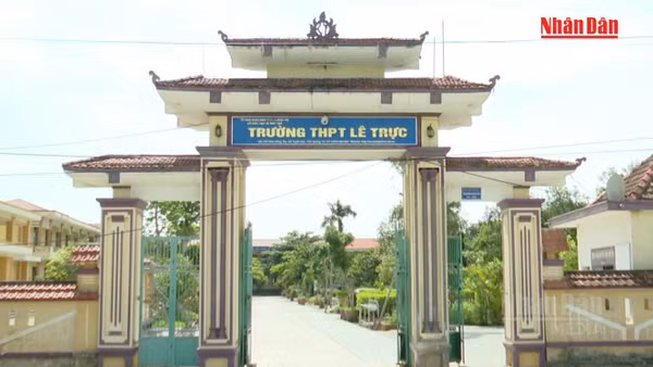 [Video] Quảng Trị: Điều tra mở rộng vụ tiêu cực thi tốt nghiệp THPT