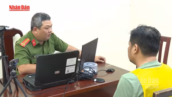 [Video] Triệt xóa hai đường dây cá độ bóng đá hơn 3.500 tỷ đồng