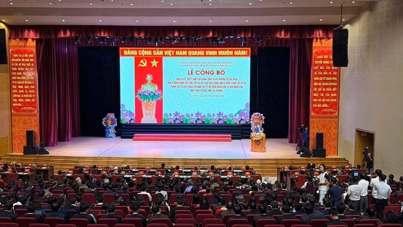 Quang cảnh buổi lễ.