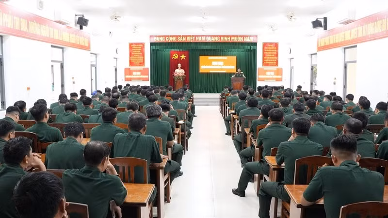 Quang cảnh buổi khai mạc. (Ảnh: ĐỨC DŨNG)