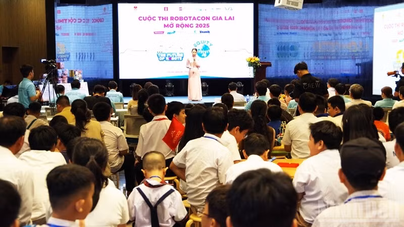 Quang cảnh buổi lễ khai mạc.