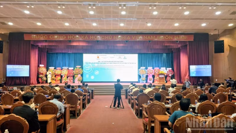 Quang cảnh hội thảo.