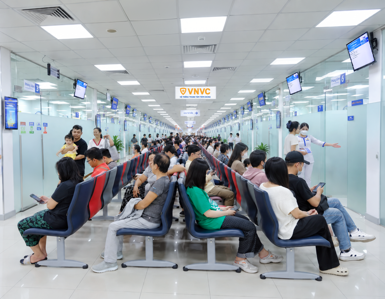 Lần đầu có vaccine phòng tay chân miệng cho trẻ từ 2 tháng tuổi Lần đầu có vaccine phòng tay chân miệng cho trẻ từ 2 tháng tuổi