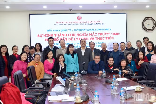 Hội thảo quốc tế “Sự hình thành chủ nghĩa Mác trước 1848 – Một số vấn đề lý luận và thực tiễn”. (Ảnh: PHẠM CƯỜNG)