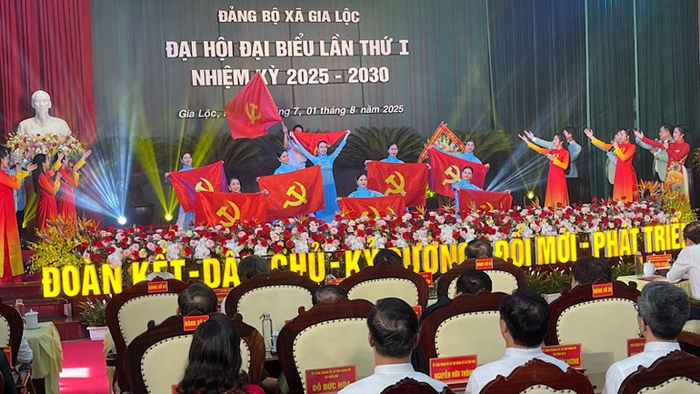 Chương trình văn nghệ chào mừng Đại hội Đảng bộ xã Gia Lộc. img-4580.jpg