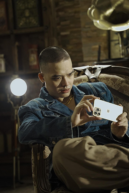 Phạm Việt Khương đam mê nghệ thuật và công nghệ. Phạm Việt Khương đam mê nghệ thuật và công nghệ.