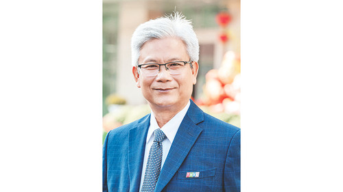 Ông LÊ THANH TUẤN, Giám đốc Đài Phát thanh–Truyền hình Vĩnh Long