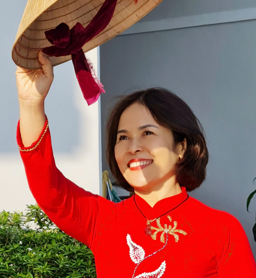 Chị Nguyễn Thị Xuân Nhàn hiện là Phó Hiệu trưởng Trường Cao đẳng Y tế Quảng Trị.