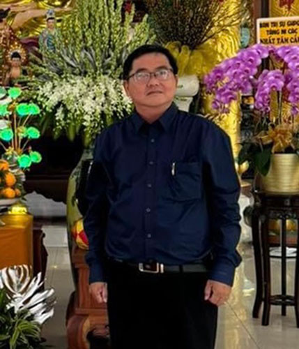 Anh Khưu Thiên Thành, nhân sĩ người dân tộc Hoa. Anh Khưu Thiên Thành, nhân sĩ người dân tộc Hoa.