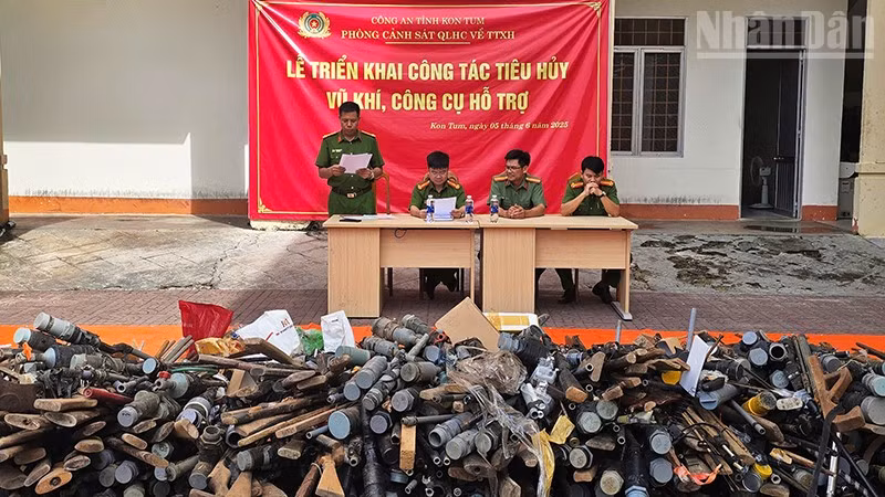 Quang cảnh buổi lễ.