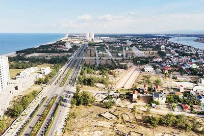 Quảng trường biển Bảo Ninh trên bán đảo Bảo Ninh sẽ là điểm cầu chính diễn ra Chương trình “Cùng Việt Nam tiến bước” tại Quảng Trị.