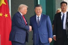 Tổng thống Mỹ Donald Trump trong cuộc hội đàm với Chủ tịch Trung Quốc Tập Cận Bình tại Busan, Hàn Quốc, ngày 30/10/2025. (Ảnh: Yonhap/TTXVN)