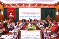  Quang cảnh hội thảo. 