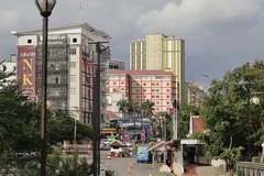 Ảnh tư liệu: Phía Campuchia được chụp từ trạm kiểm soát biên giới Ban Pakkad ở quận Khlong Yai, tỉnh Chanthaburi, Thái Lan, ngày 16/6/2025. (Ảnh: THX/TTXVN)