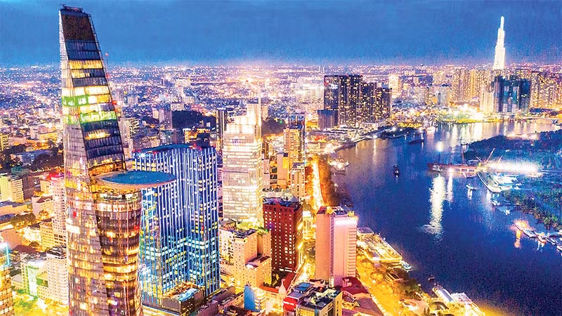 Thành phố Hồ Chí Minh hướng đến trở thành Trung tâm-Tài chính quốc tế. Trong ảnh: Một góc Thành phố Hồ Chí Minh. (Ảnh HOÀNG TRIỀU)
