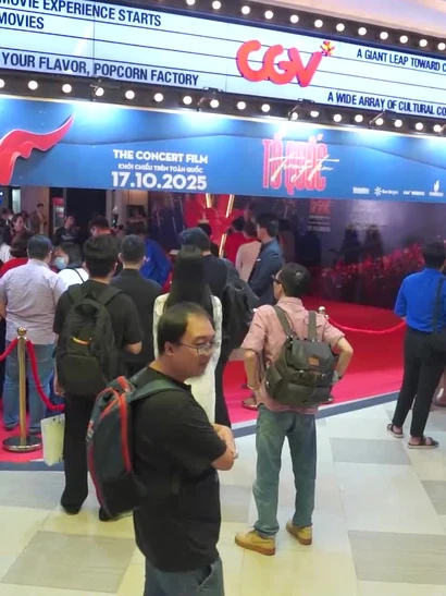 [Video] "Tổ quốc trong tim: The concert film" - tiếp nối một hành trình đầy cảm xúc