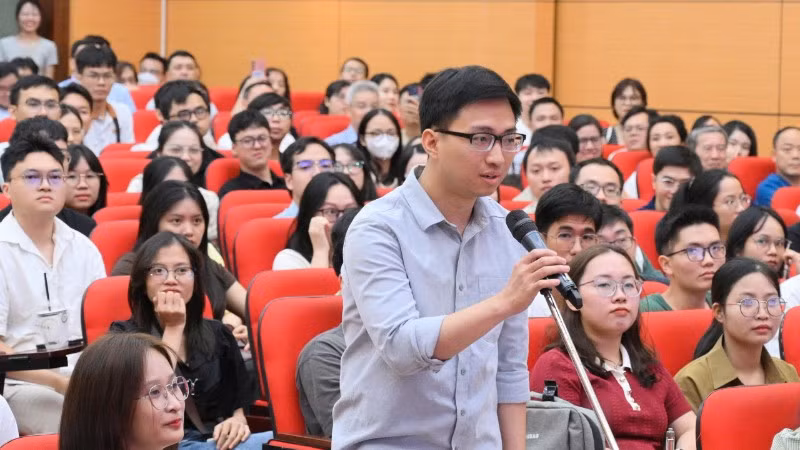 Tân bác sĩ nội trú Vũ Ngọc Duy - thủ khoa kỳ thi bác sĩ nội trú của trường Đại học Y Hà Nội lựa chọn chuyên ngành sản phụ khoa. 