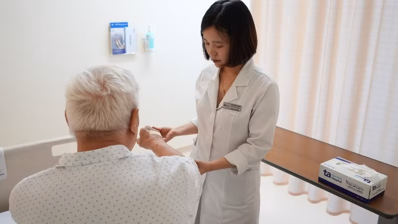 Bệnh nhân mắc bệnh tự miễn hiếm gặp.