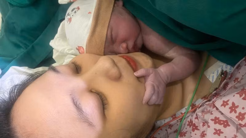 Bé trai chào đời ở Bệnh viện Thanh Nhàn.