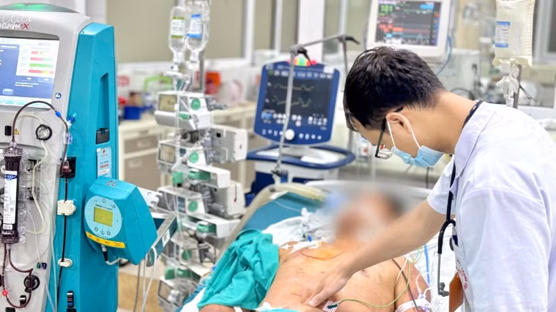 Bệnh nhân đang được điều trị tích cực. 