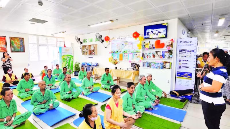 Chương trình “Yoga cho chiến binh K”, góp phần giúp họ thư giãn và cải thiện tinh thần trong quá trình điều trị.