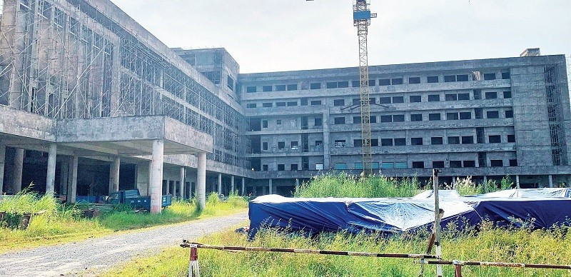 Bệnh viện Ung bướu Cần Thơ dừng thi công từ năm 2022 đến nay.