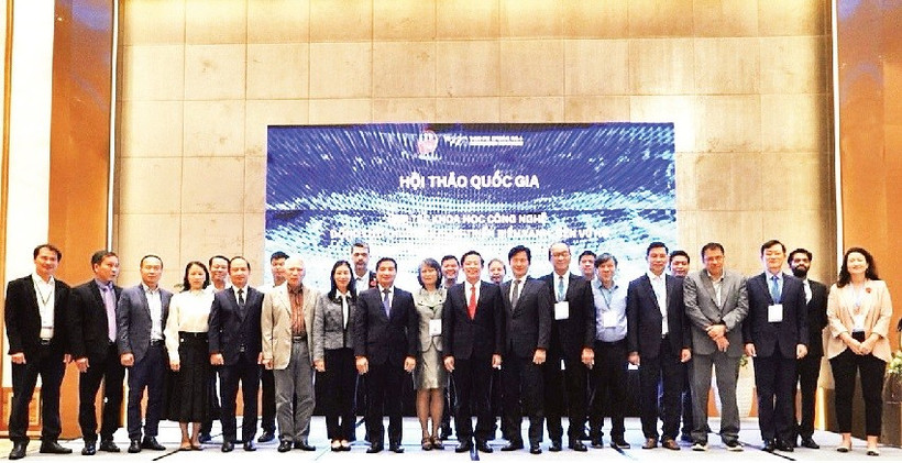 Các đại biểu tham dự hội thảo. (Ảnh MINH LÊ)