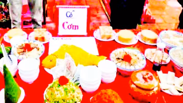 Cho đến nay, cỗ chay làng Lạng vẫn có đủ 3 đẳng cỗ gồm: cỗ cái ( 8 món), cỗ cơm (11 món) và cỗ nước (8 món).