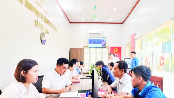 Trung tâm Phục vụ hành chính công xã Phú Long, tỉnh Ninh Bình. (Ảnh ĐÀO PHƯƠNG)