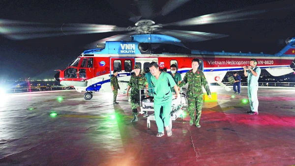 Một ca cấp cứu đường không vào ban đêm.